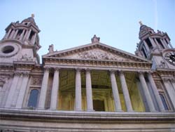 ロンドン　セント・ポール大聖堂（イングランド国教会）の基本情報